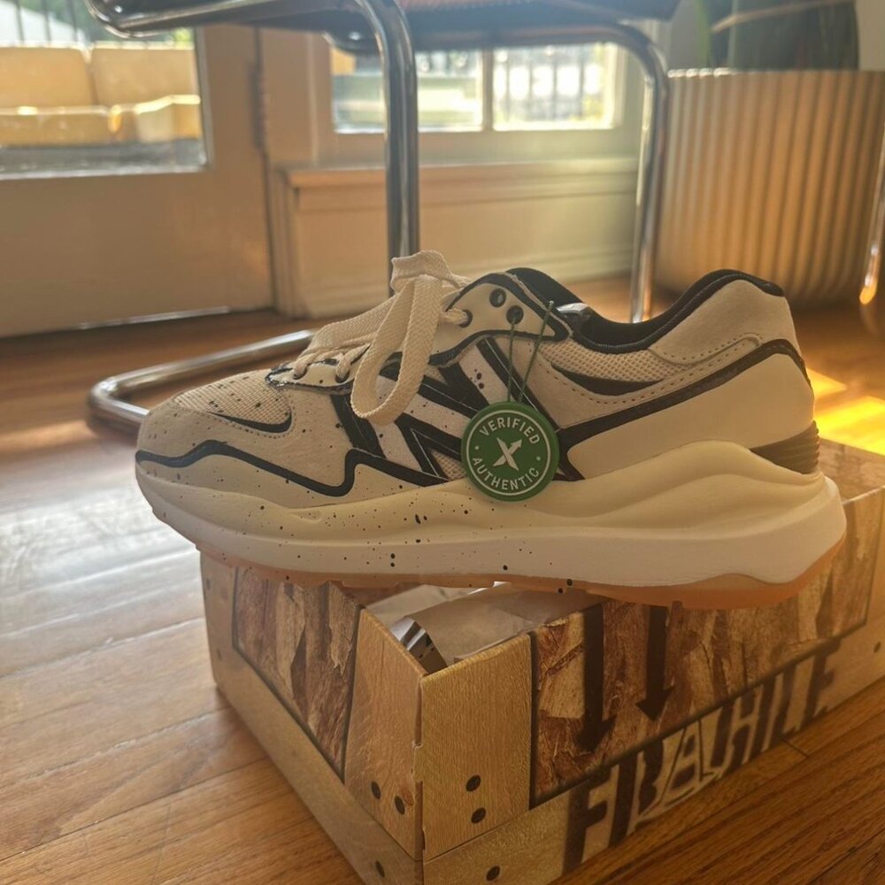 New Balance x Joshua Vides New Men's Sneaker unworn with tags & box US 11 - Picture 3 of 6